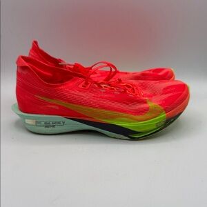 Nike STREAKFLY 2 men’s 8.5 Neon Red and Lime Green Racing Shoes S11